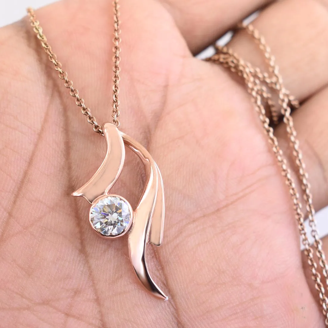 1.25 Ct AAA Certified Stylish Off-White Diamond Solitaire Pendant