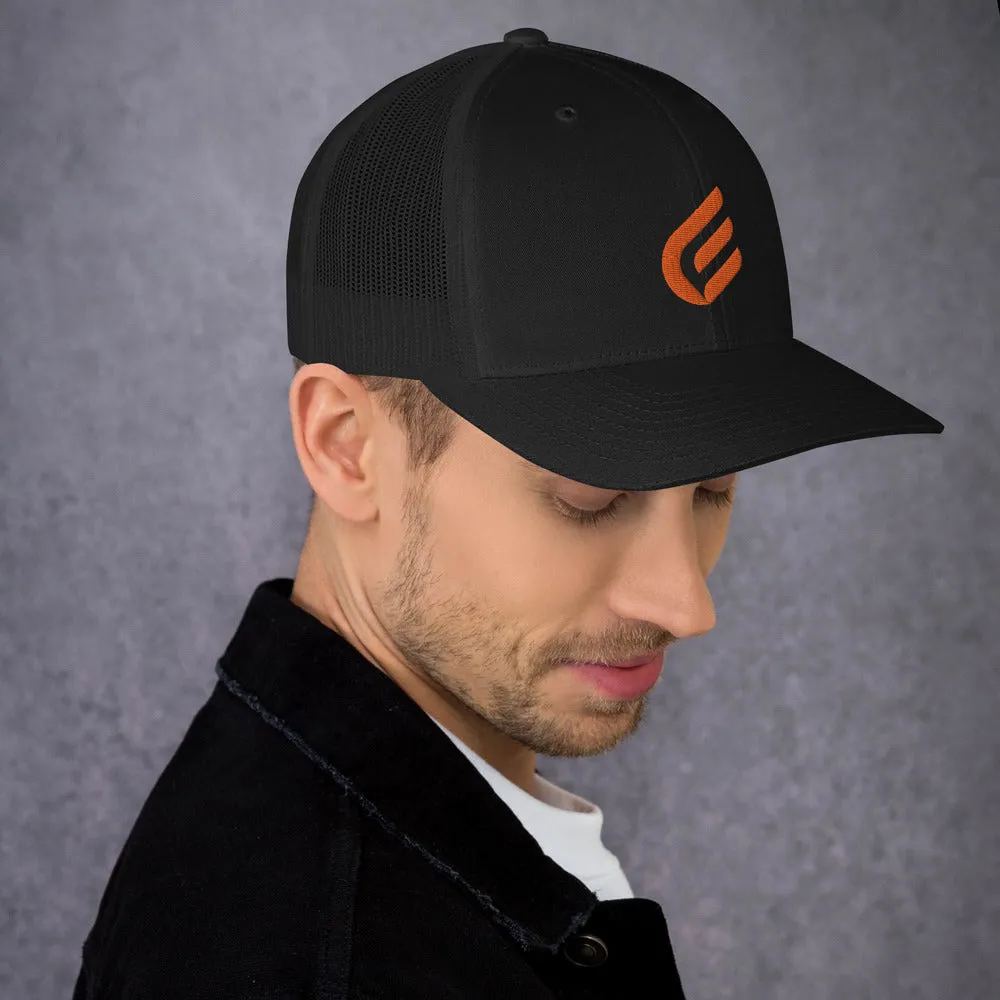 1:Cor Orange | Embroidered Trucker Cap