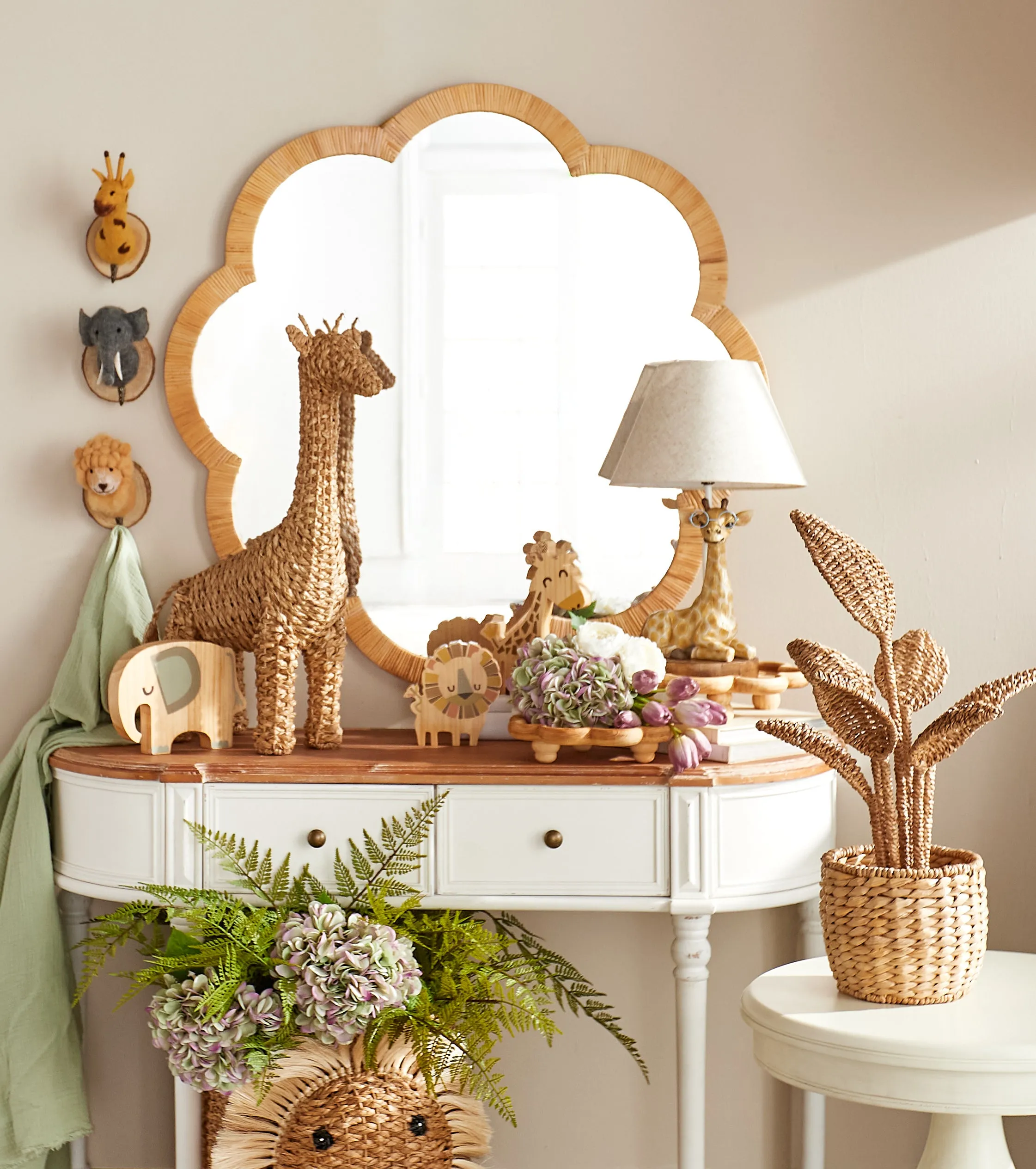 24.25" Woven Giraffe