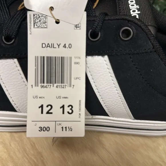 Adidas Men's Daily 4.0 Sneakers Black/White - 12