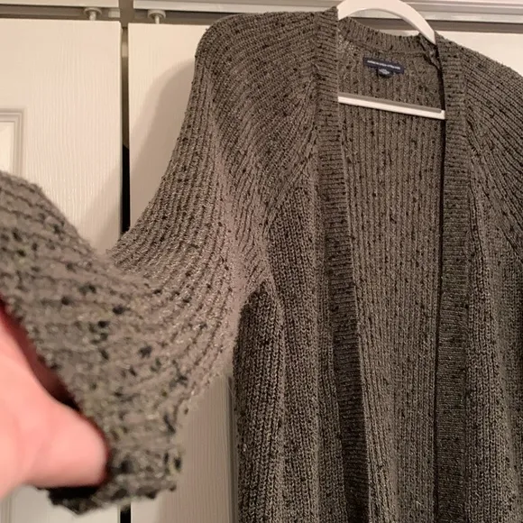 American Eagle, tweed cardigan with adorable side detail, size large, EUC
