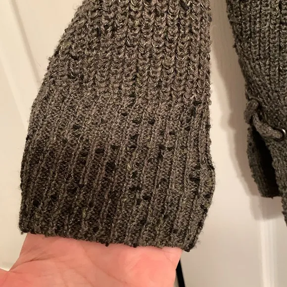 American Eagle, tweed cardigan with adorable side detail, size large, EUC