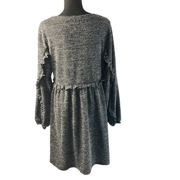 Anthropologie RO   DE Stella Long Sleeve Ruffled Sweater Knit Dress Size Medium