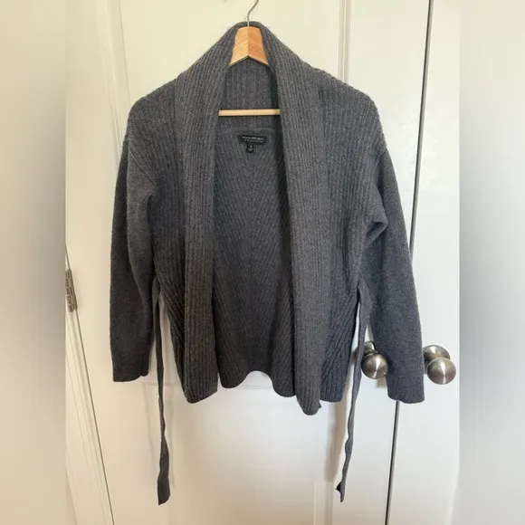 Banana Republic Gray wrapped sweater  Size S