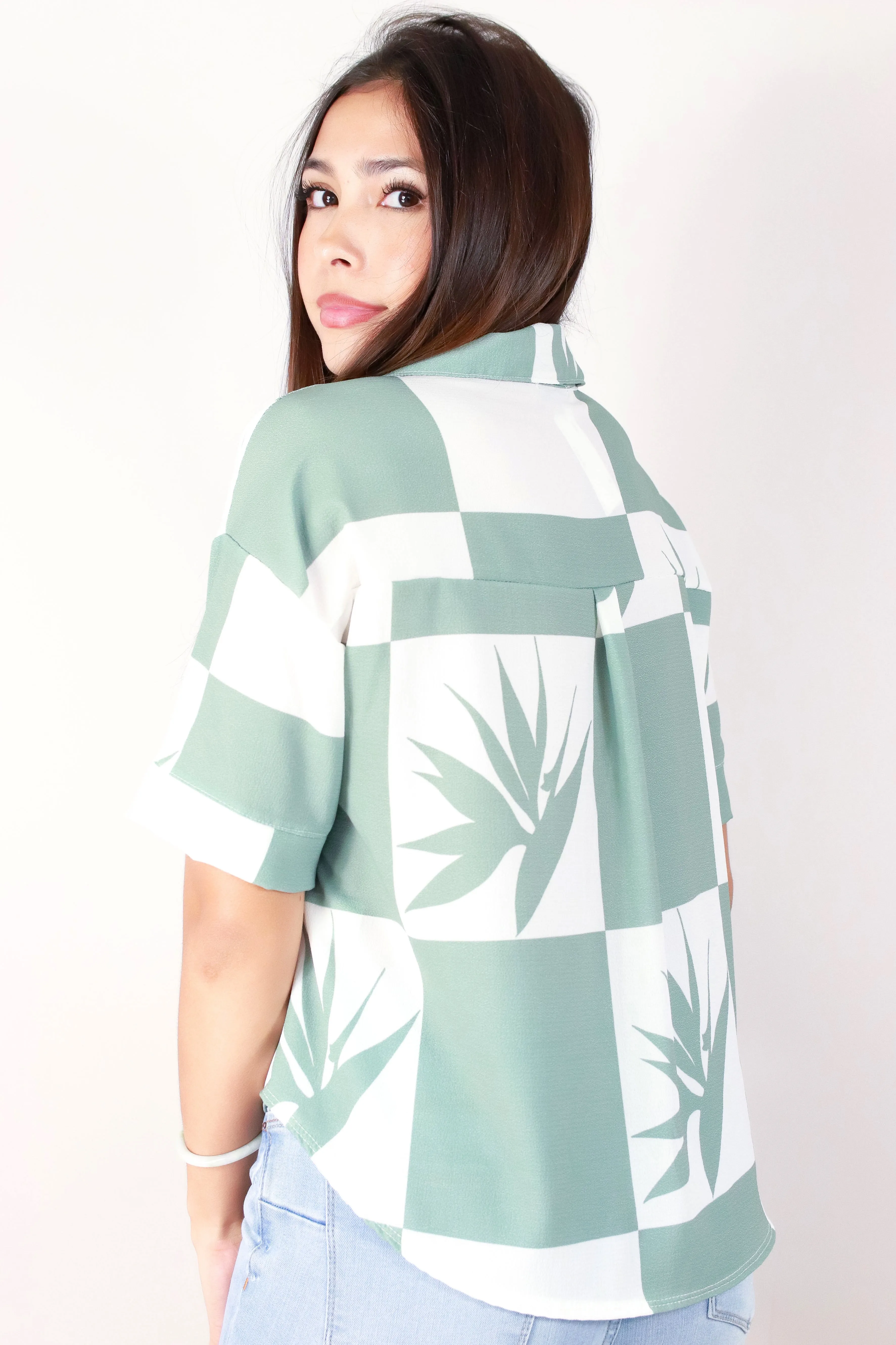 BIRD OF PARADISE BUTTON DOWN TOP