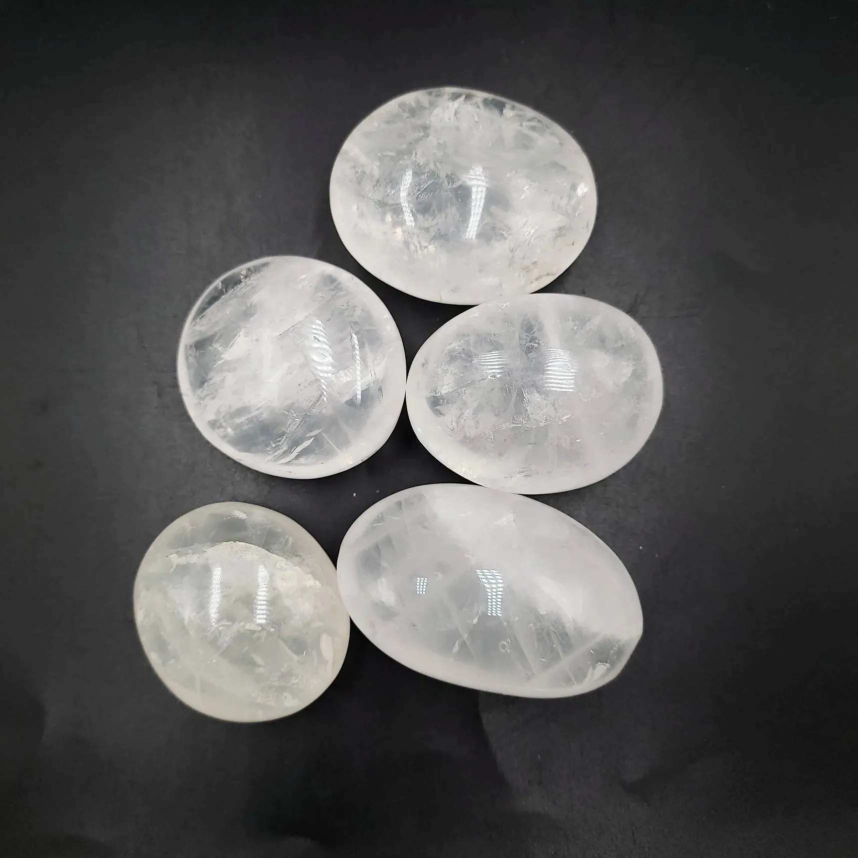Clear Quartz Palm Stone Gallet