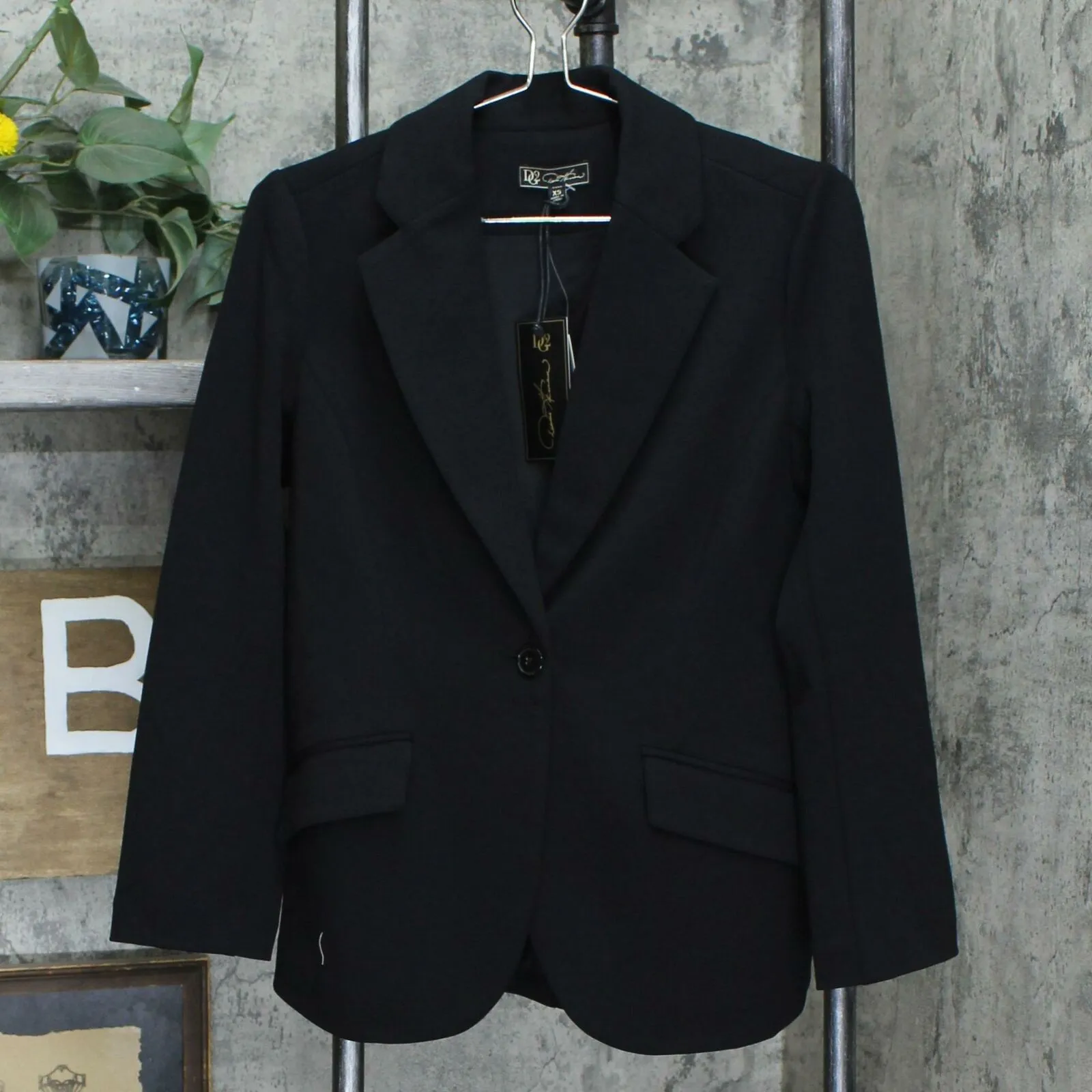 DG2 by Diane Gilman Women's Stretch Crepe Blazer