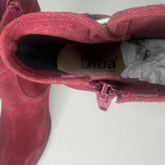 Diba Burgundy Red Buckle Leather Ankle Booties Size 8.5