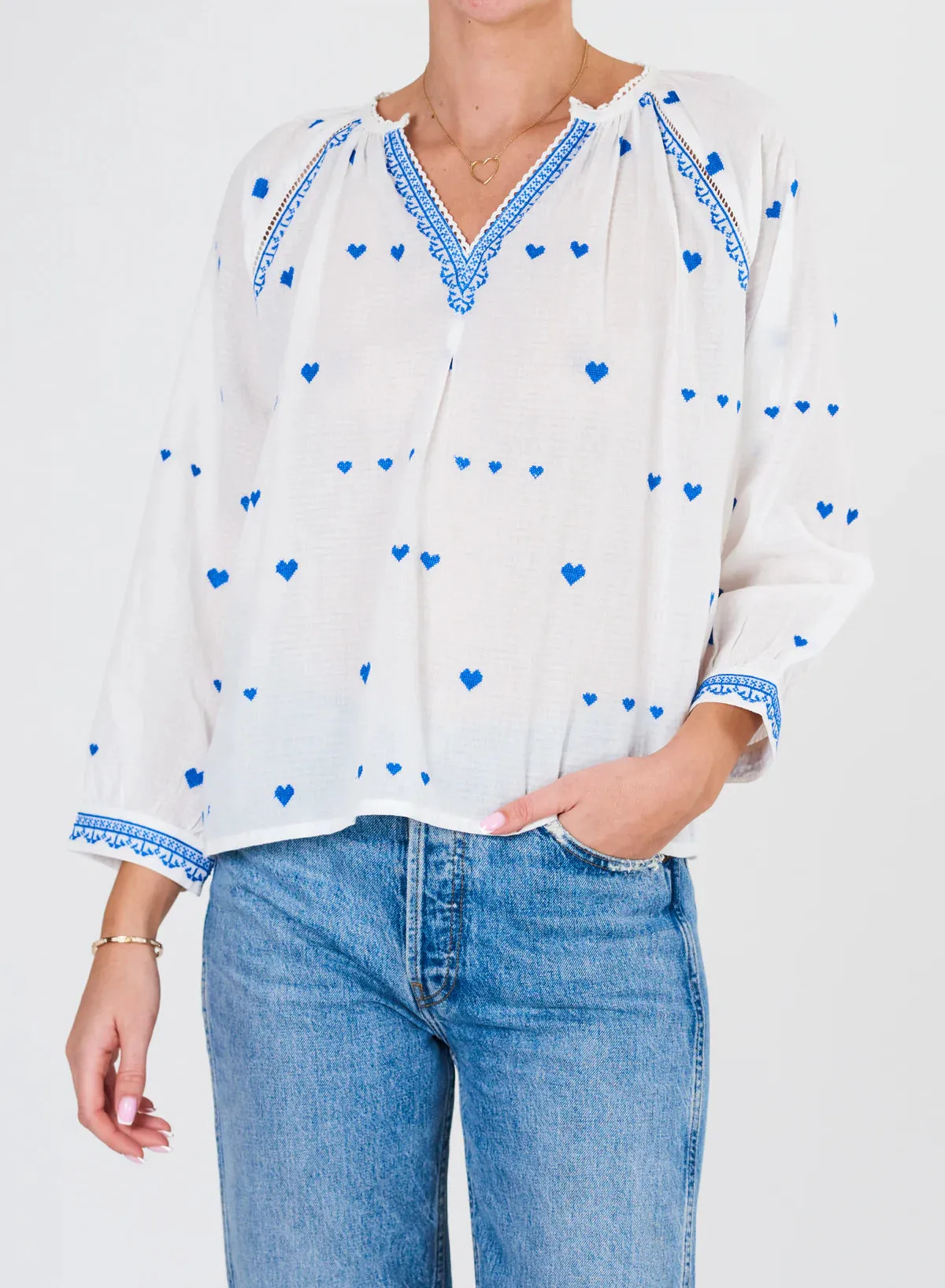 ELANI EMBROIDERED TOP