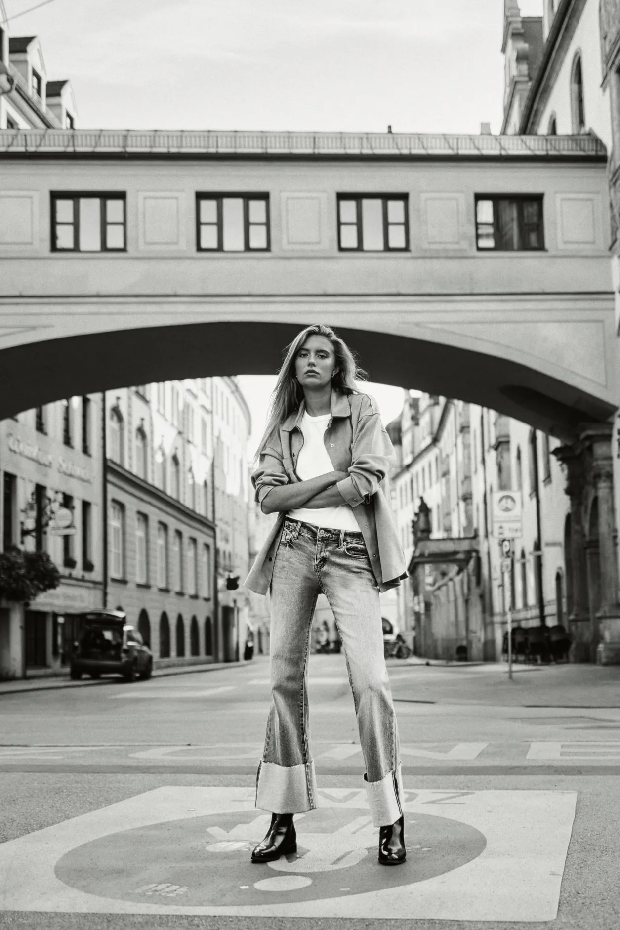 Emma Mid Rise Wide Leg Jeans