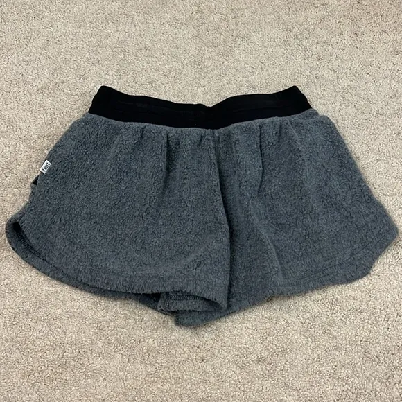 Feat BlanketBlend™ 4&quot; Shorts Fuzzy Cozy Gray Women's Shorts Size Small