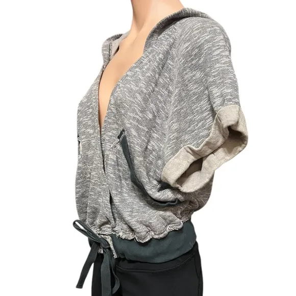 Free People Gray Women's Sweatshirt with Hood Pre-owned Good Condition
