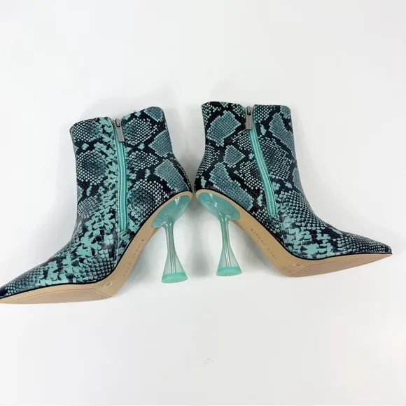 Gianna Bini Fawlie Blue Snake Print Leather Clear Flared Heel Booties Size 6