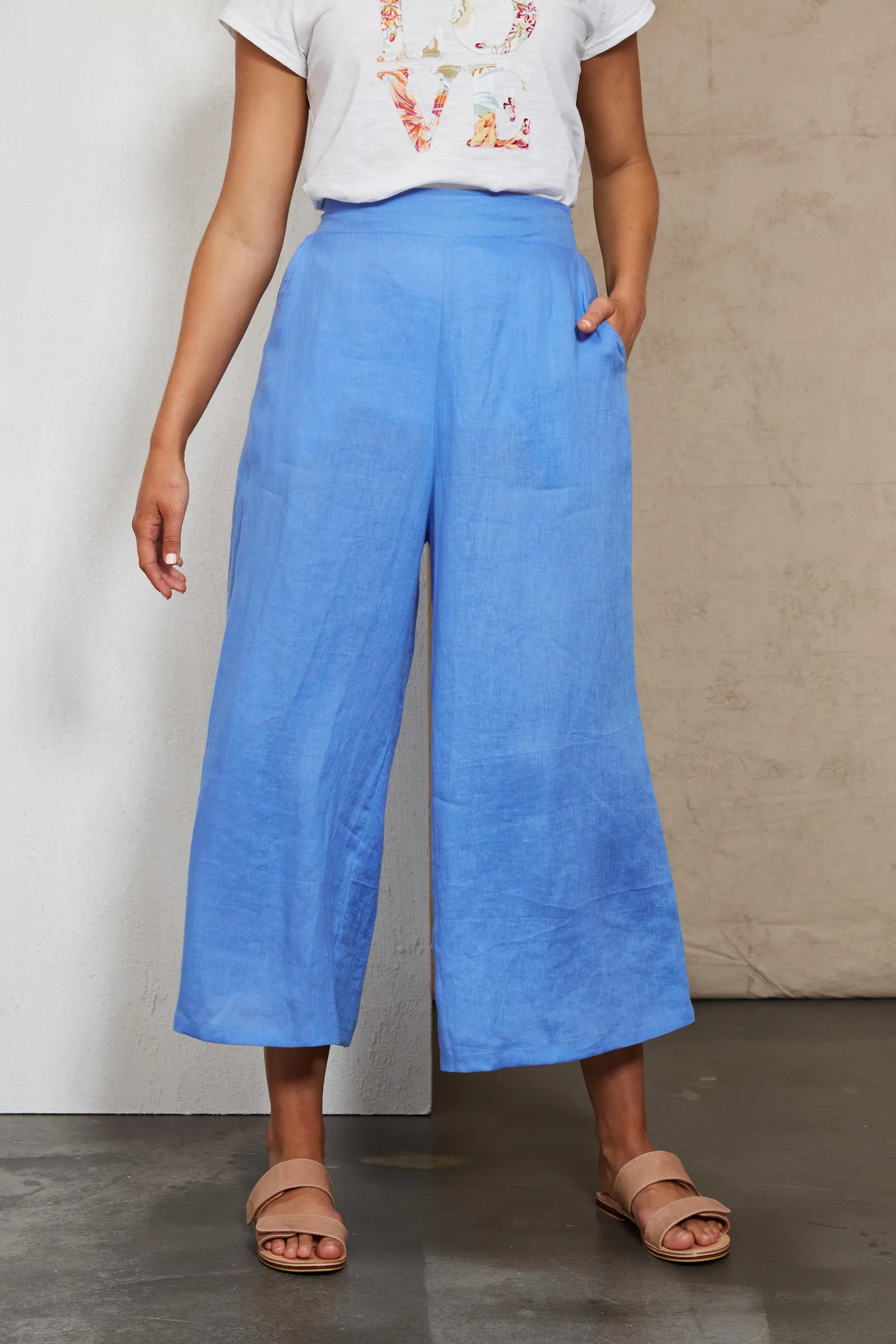 Indica Crop Pant - Capri