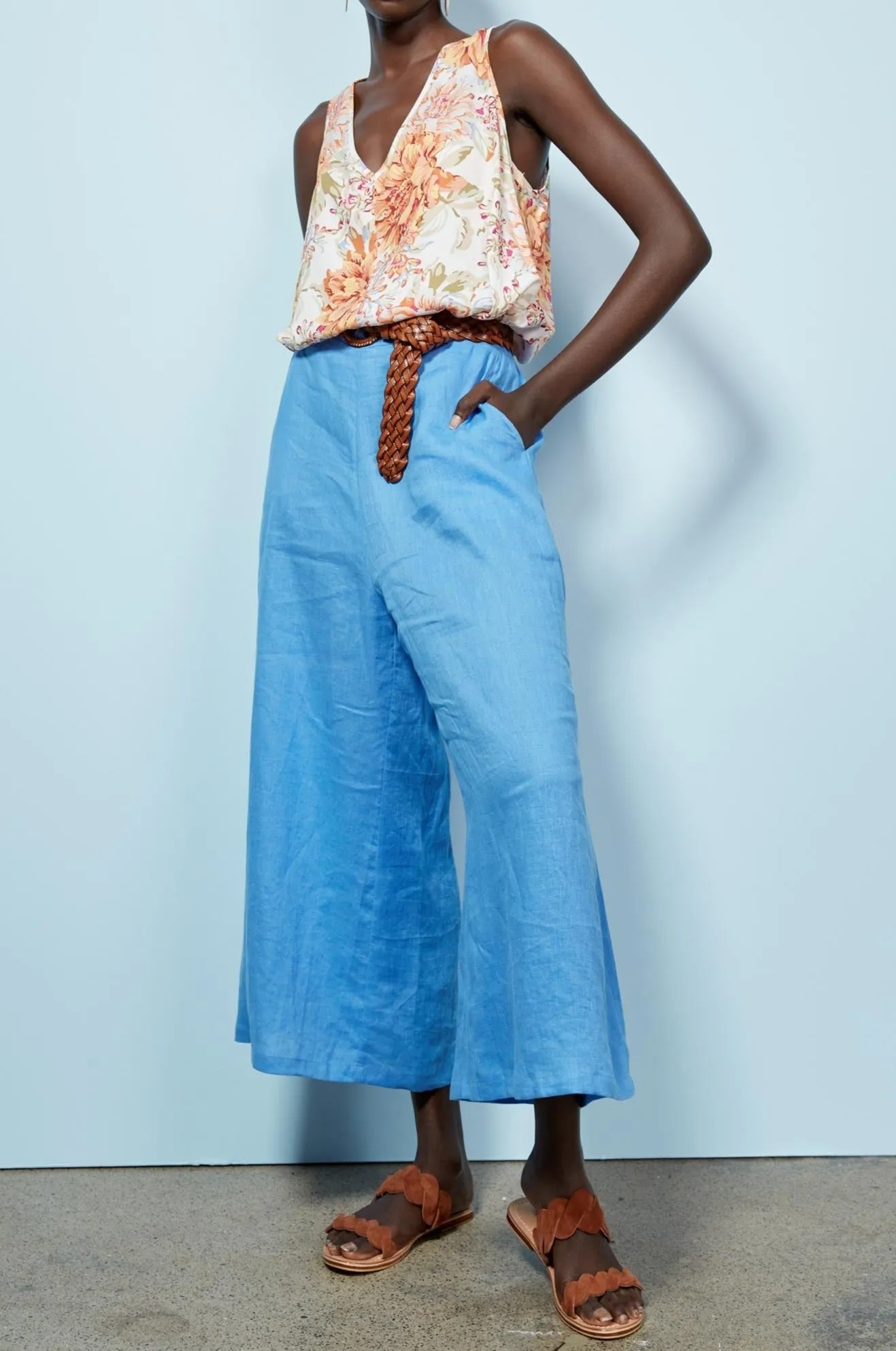 Indica Crop Pant - Capri