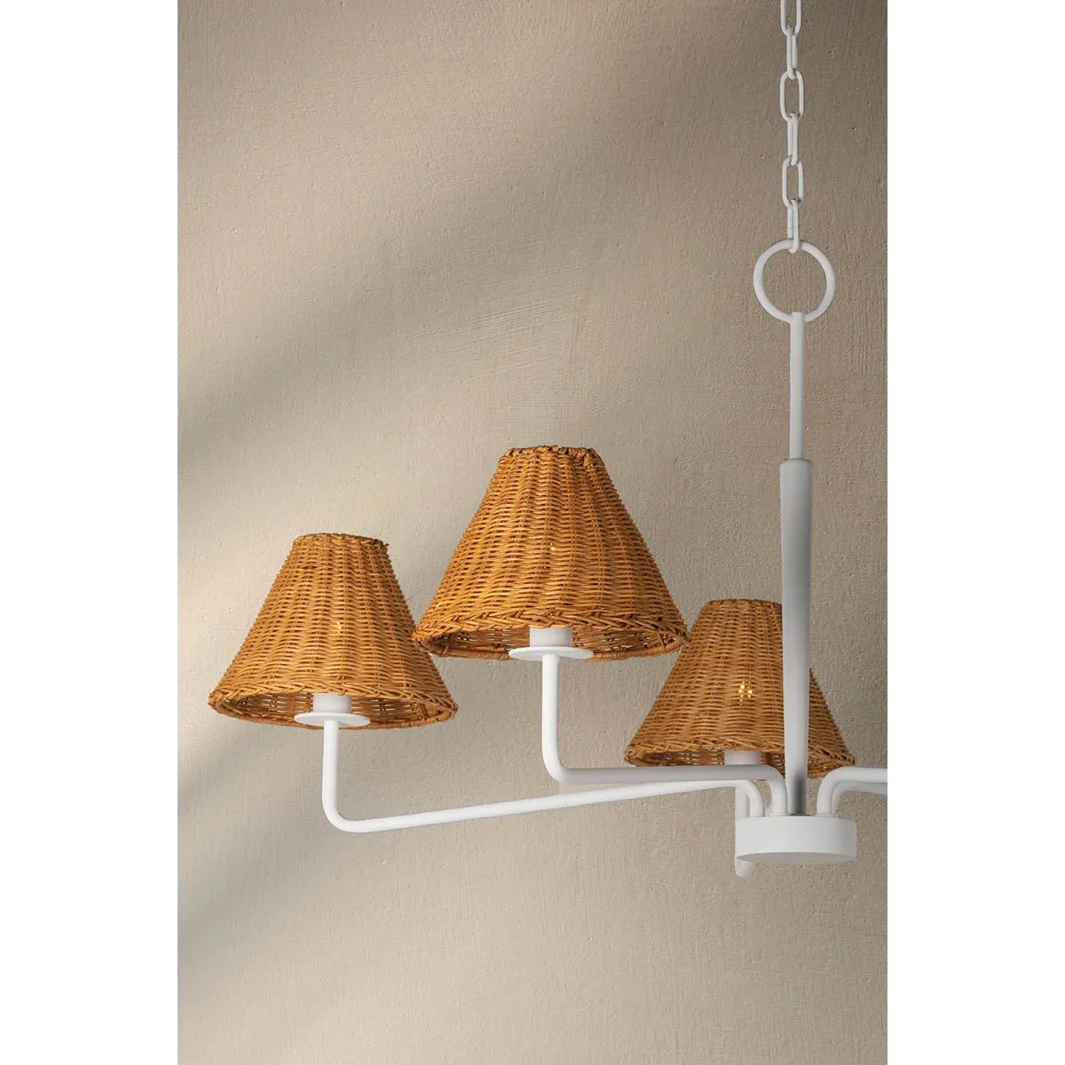 Issa Chandelier