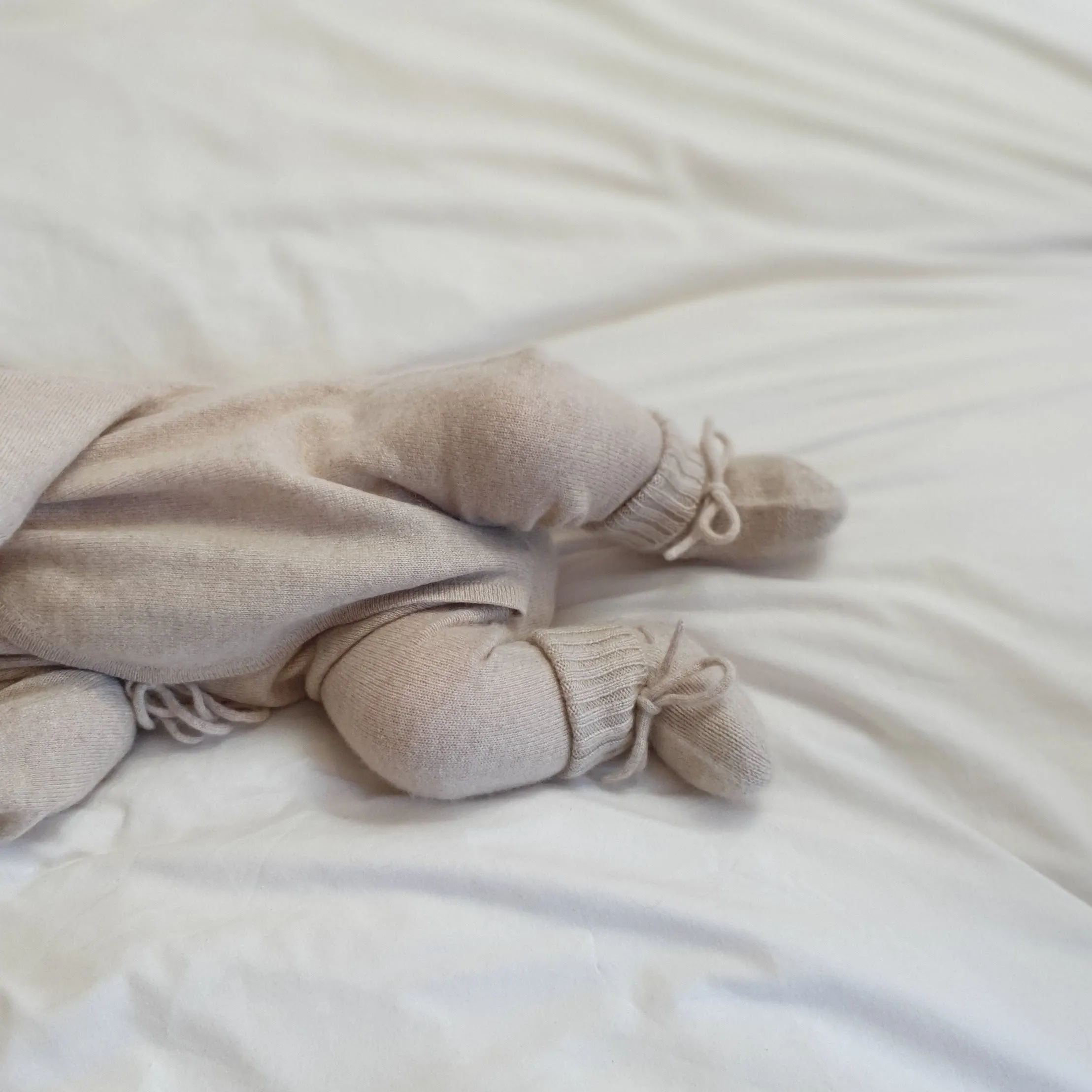 Marlow Premium Cashmere Booties (Apricot Beige)