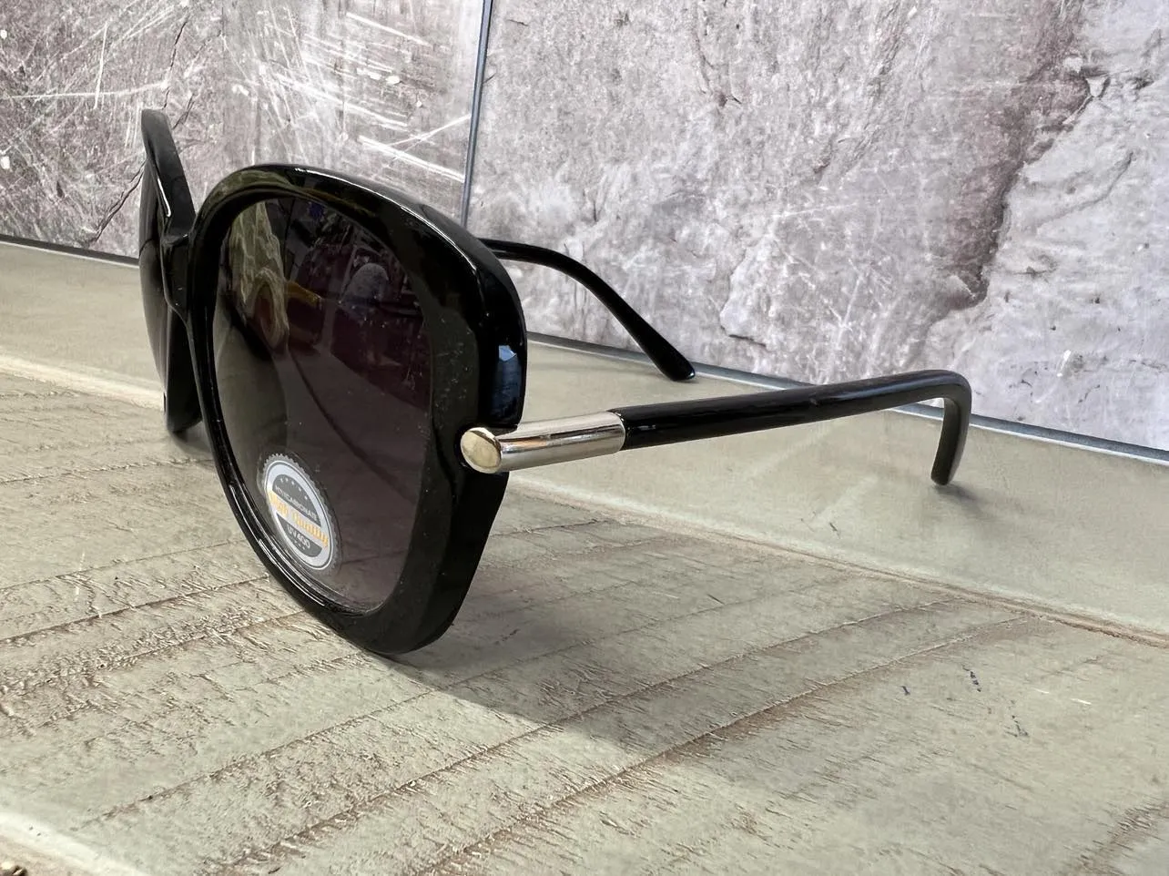 New Designer Rep. Sunglasses, 400 UV Protection! Stylish Lenses! 9274