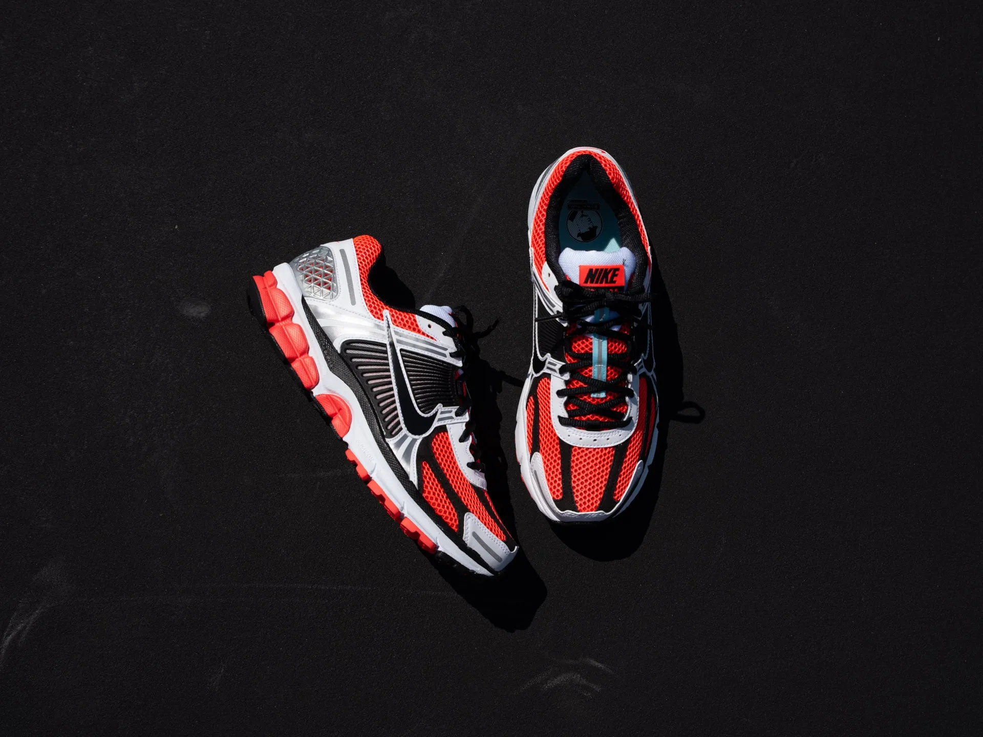 Nike Zoom Vomero 5 SE 'Bright Crimson'