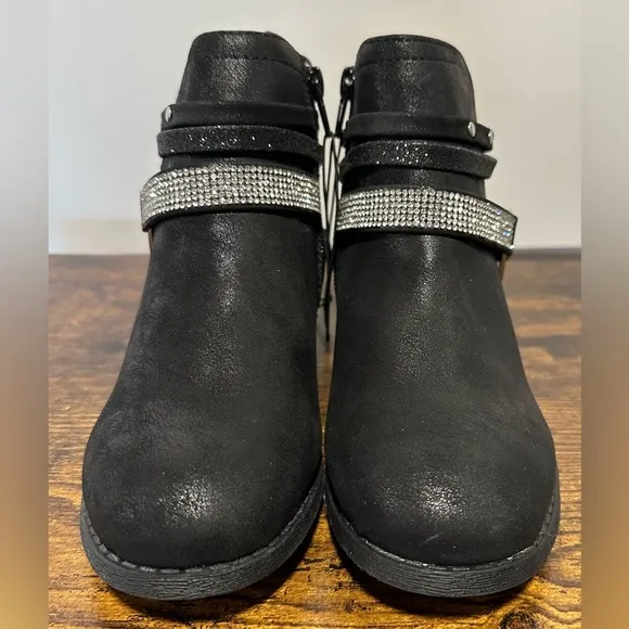 Pop Girls Black Orleans Block Heel Booties NWT Various Sizes