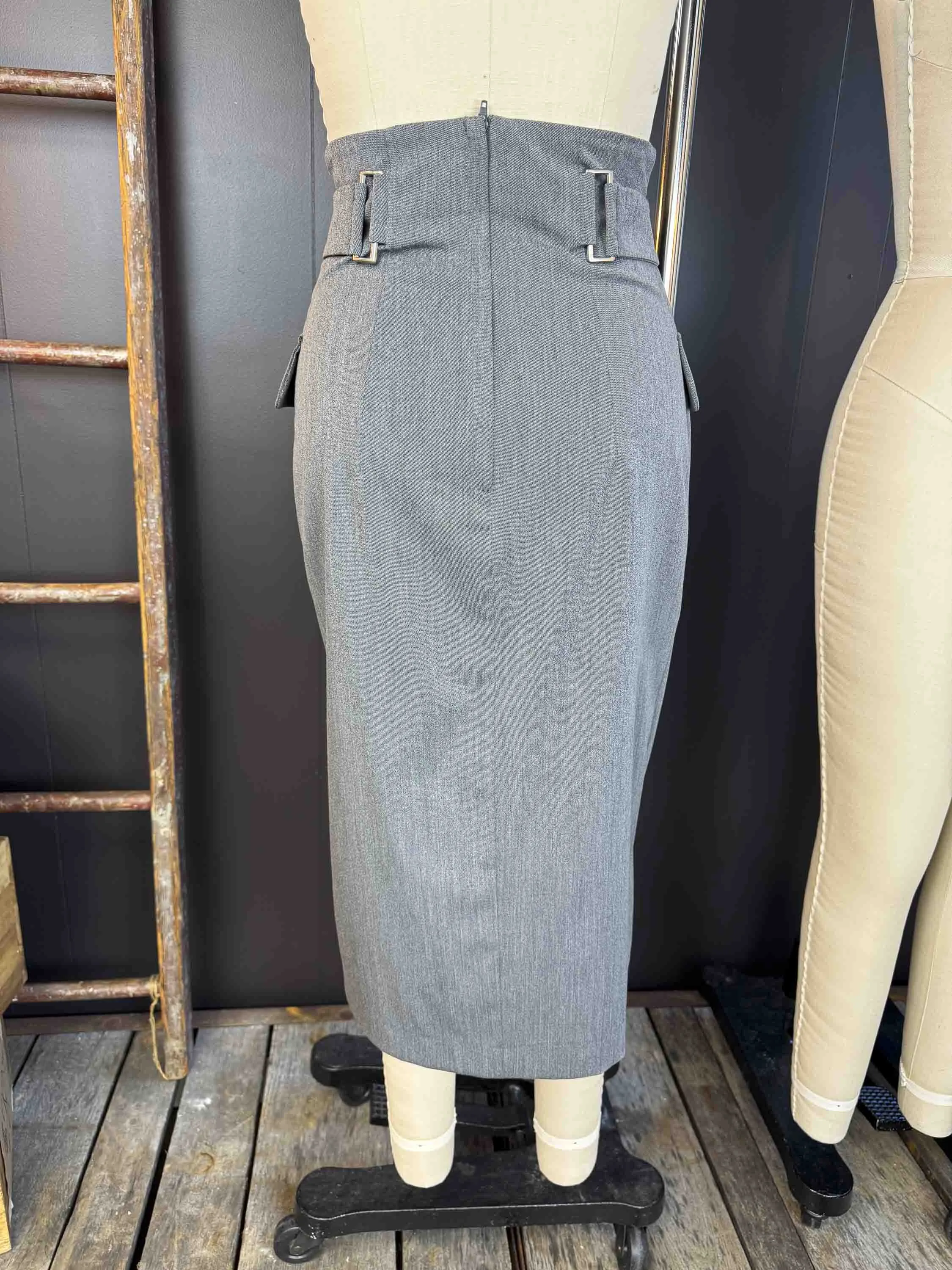 Pre loved Gray Pencil Skirt - Size S