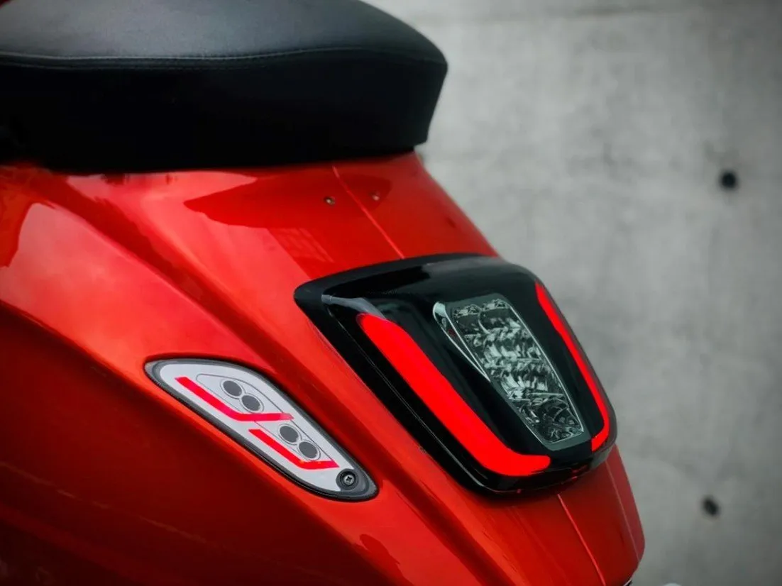 Rear Light ZELIONI LED | Vespa Primavera/Sprint 50-150cc