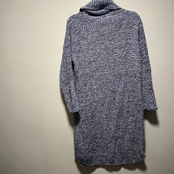 SOFTIES Marshmallow Slouch Turtleneck Lounger, Blue/Navy/White, Size S/M