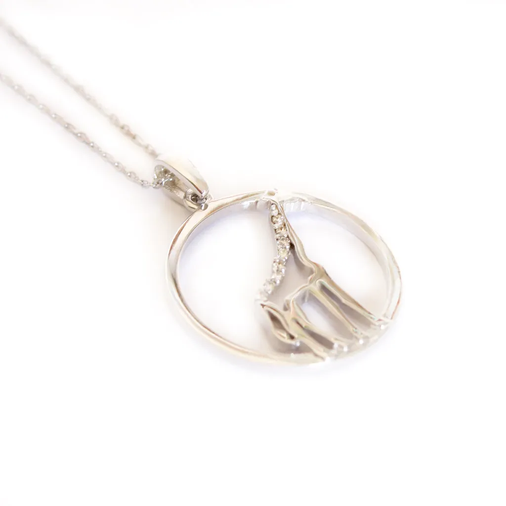 Stylish Circular Giraffe Diamond Back White Gold Pendant