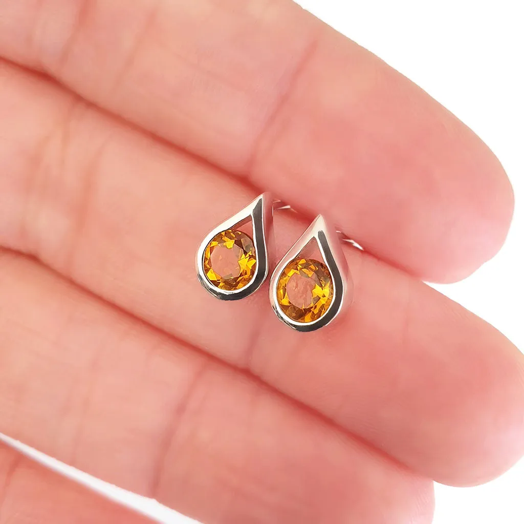 Stylish Citrine White Gold Droplet Studs
