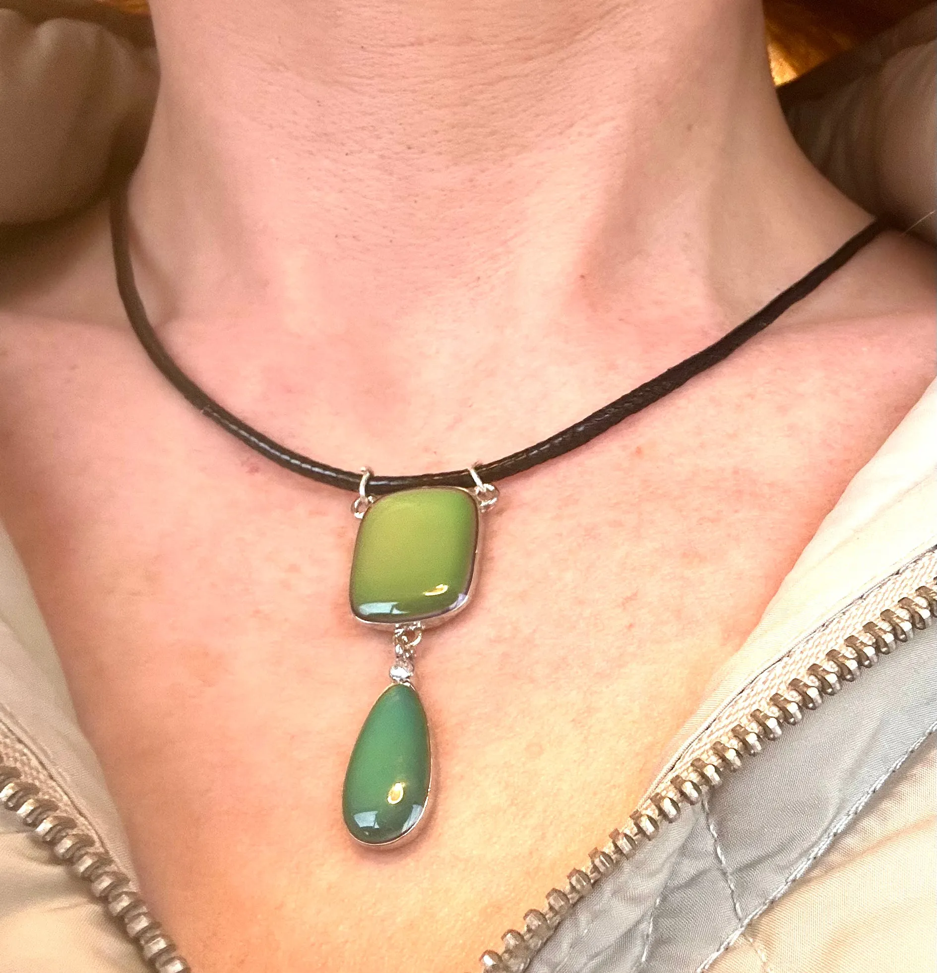 Stylish Mood Necklace with Multiple Mood Stones