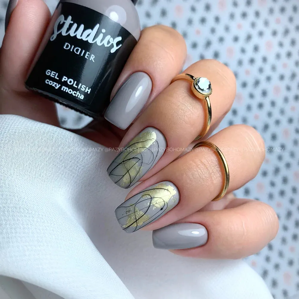 Vernis Semi-Permanent Cozy Mocha Studios Didier 8ml