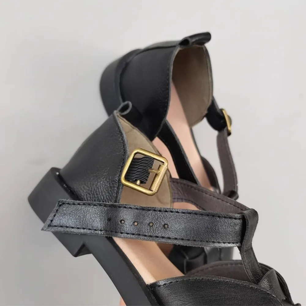 Wide Toe Leather Woven Sandals