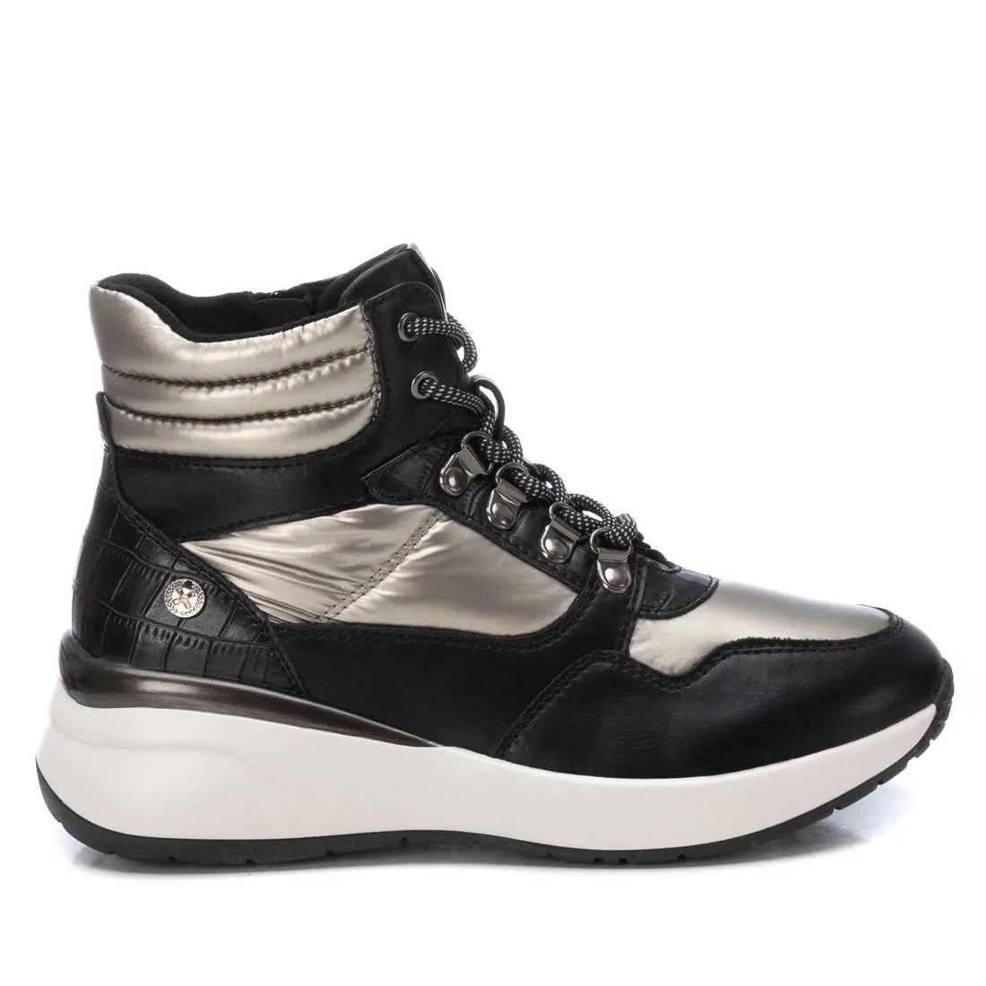 Women's Sport Wedge Booties By XTI 142922