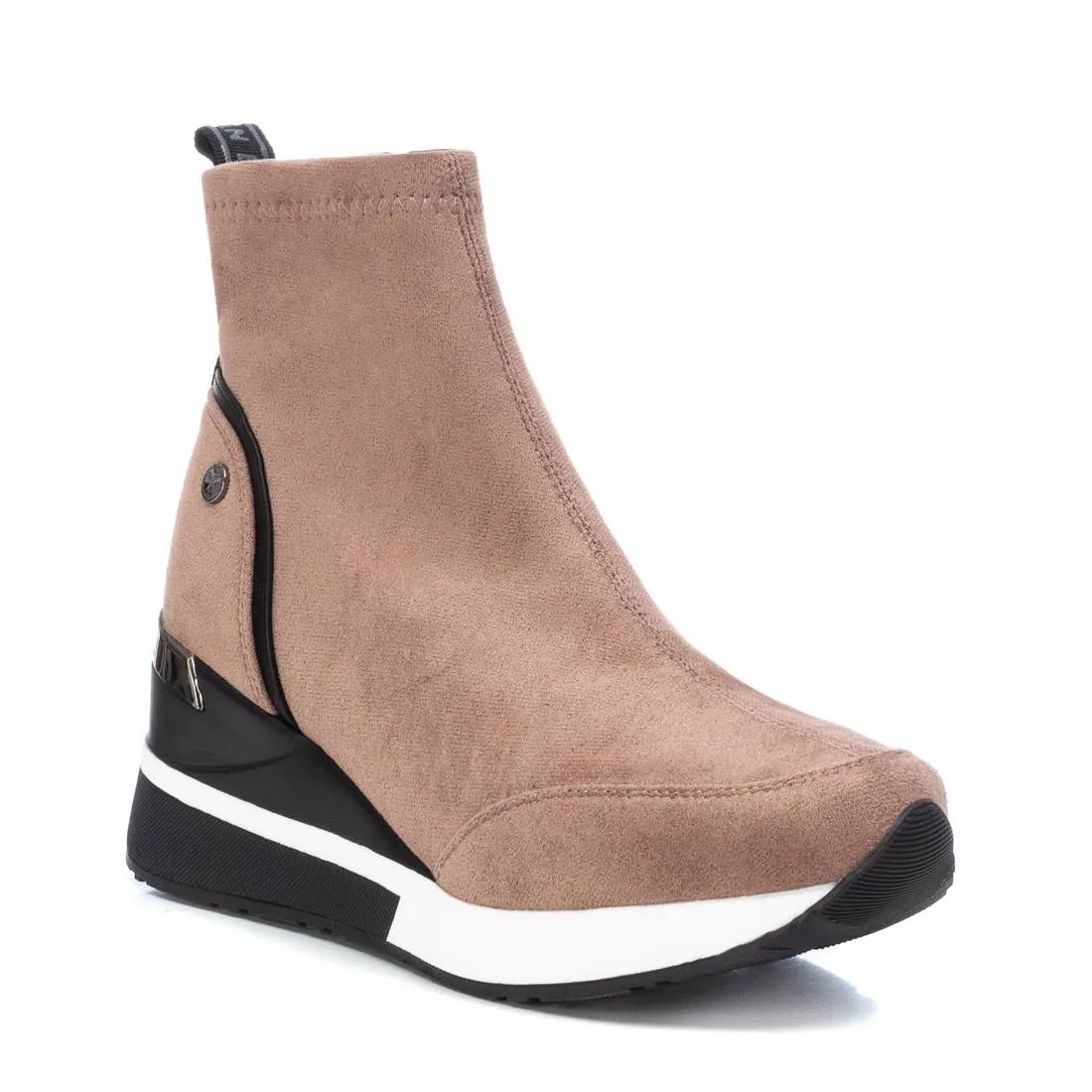 Women's Wedge Ankle Booties By XTI 140057